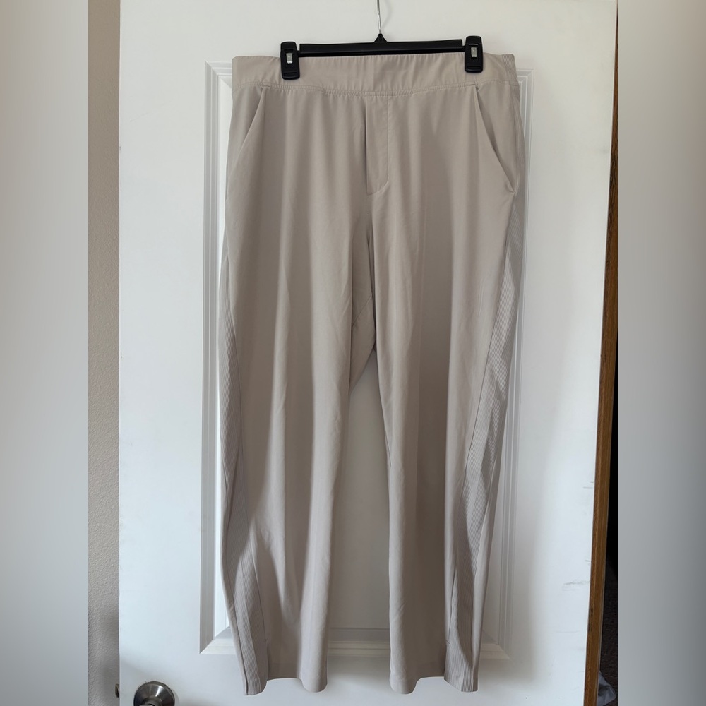 Athleta Brooklyn Ankle Pant Cream Size 14